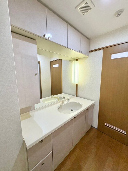 物件内観写真14　(洗面)