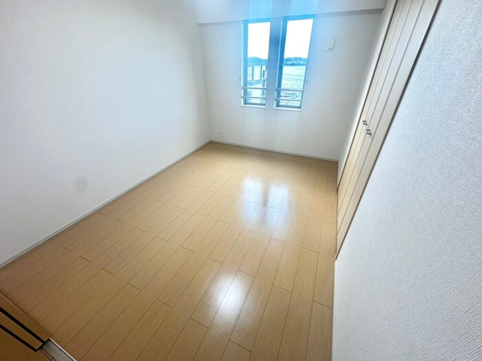 物件内観写真13　(居室)