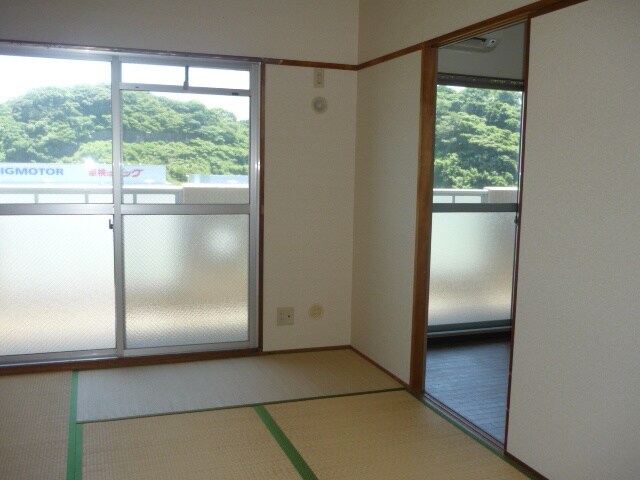 物件内観写真13　(居室)