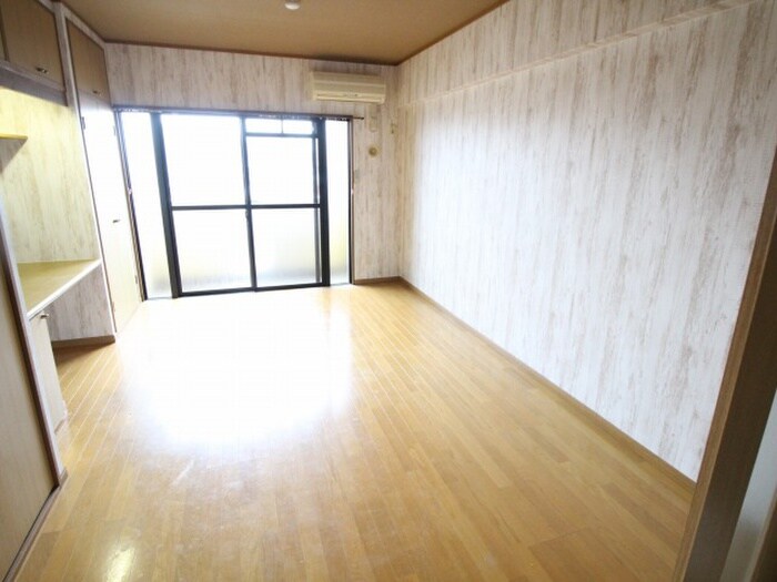 物件内観写真12　(居室)