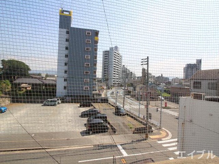 物件内観写真16　(室内からの展望)