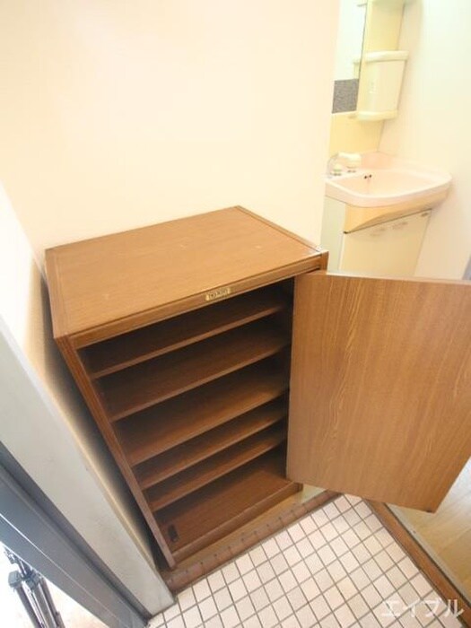 物件内観写真21　(靴箱)