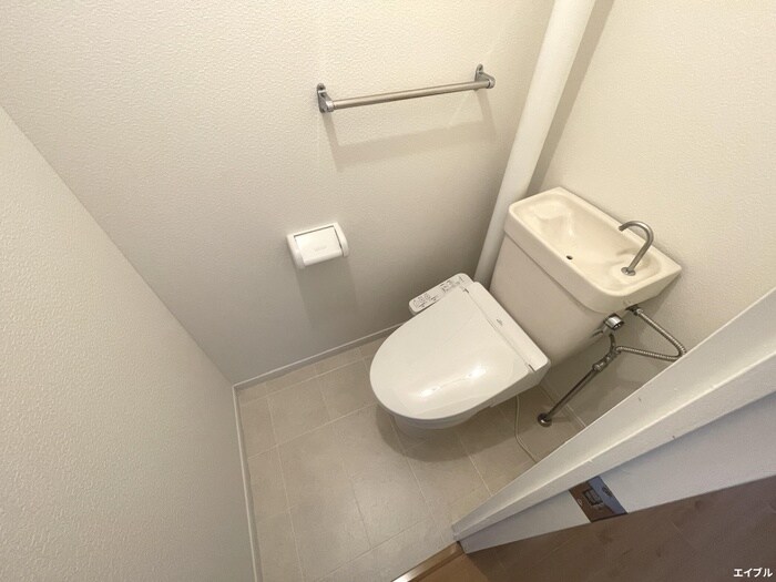 物件内観写真14　(トイレ)