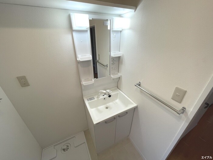 物件内観写真15　(洗面)