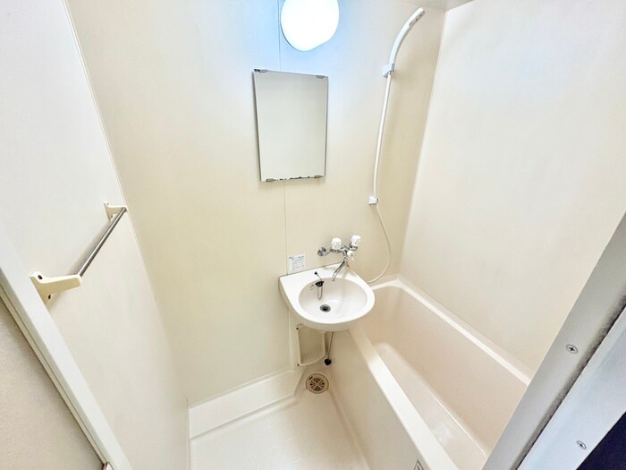 物件内観写真12　(バス／シャワールーム等)