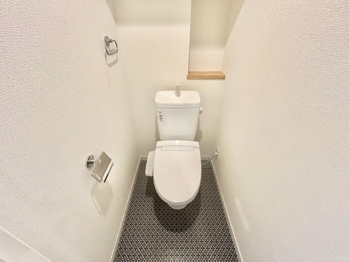 物件内観写真8　(トイレ)