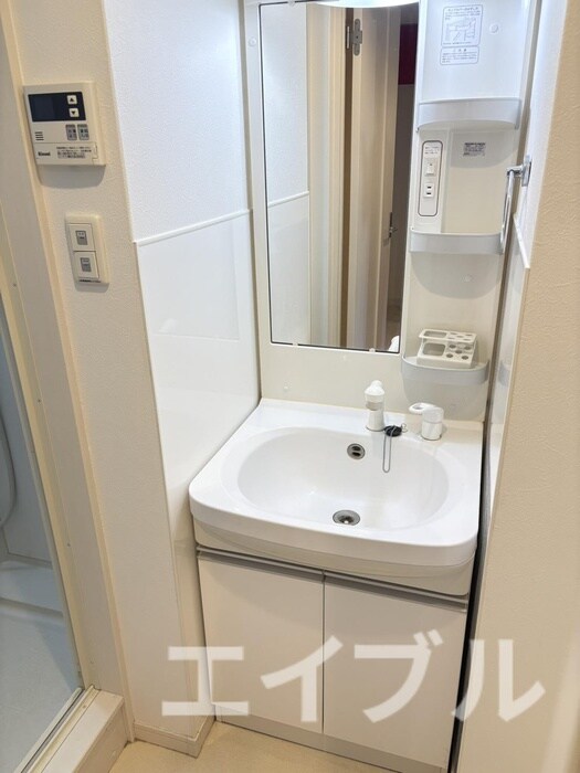 物件内観写真9　(洗面)