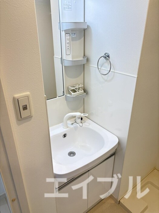 物件内観写真9　(洗面)