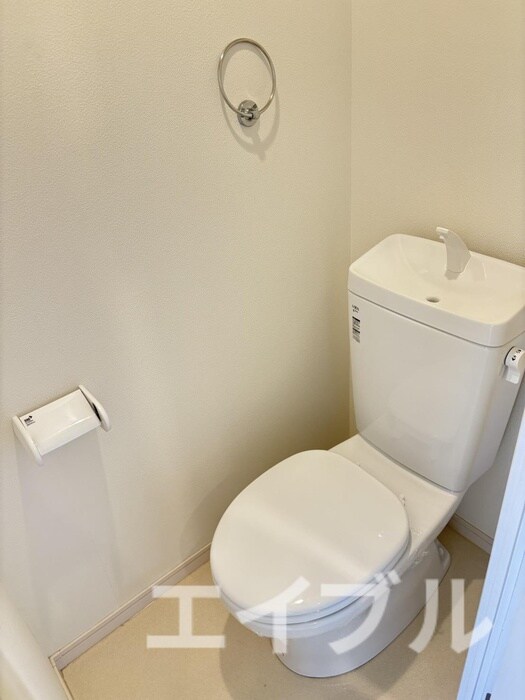 物件内観写真11　(トイレ)