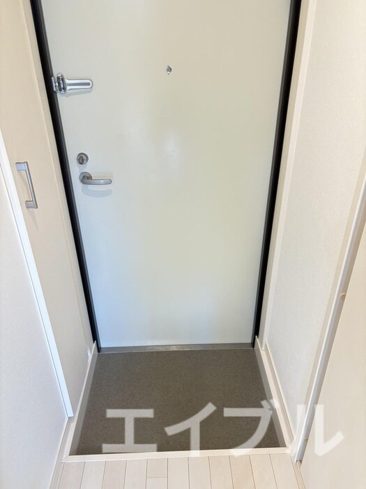 物件内観写真13　(玄関)