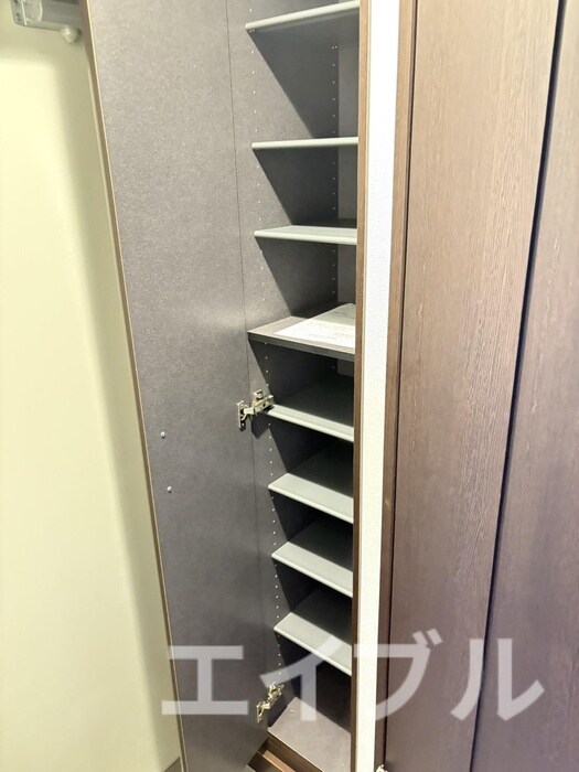 物件内観写真14　(靴箱)