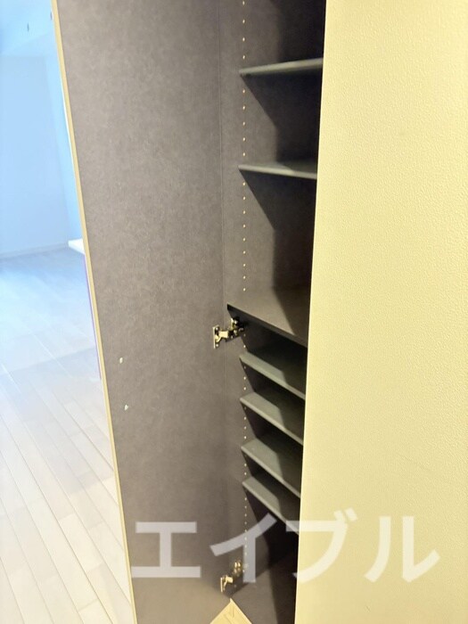 物件内観写真14　(靴箱)