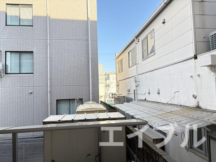 物件内観写真16　(室内からの展望)