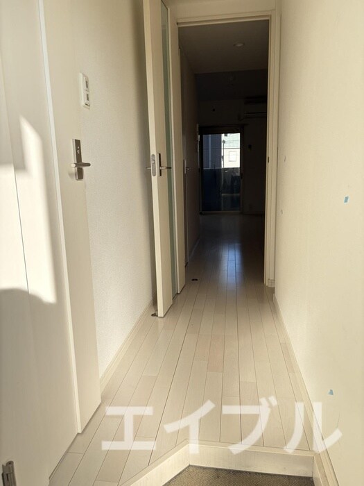 物件内観写真18　(廊下)