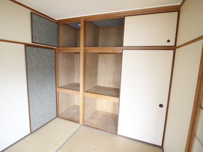 物件内観写真13　(収納)