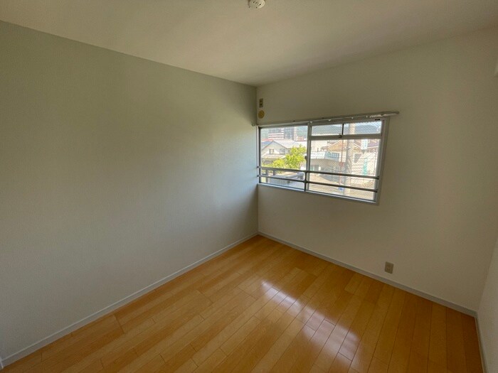 物件内観写真5　(居室)