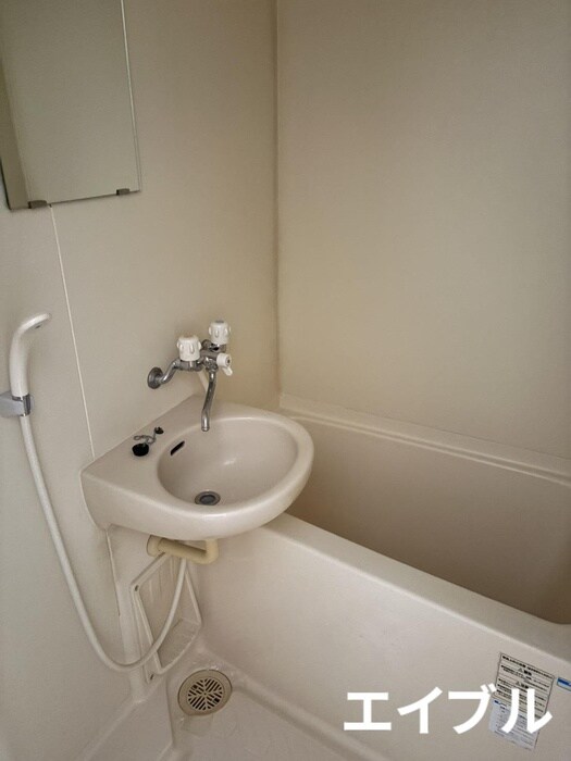 物件内観写真9　(バス／シャワールーム等)