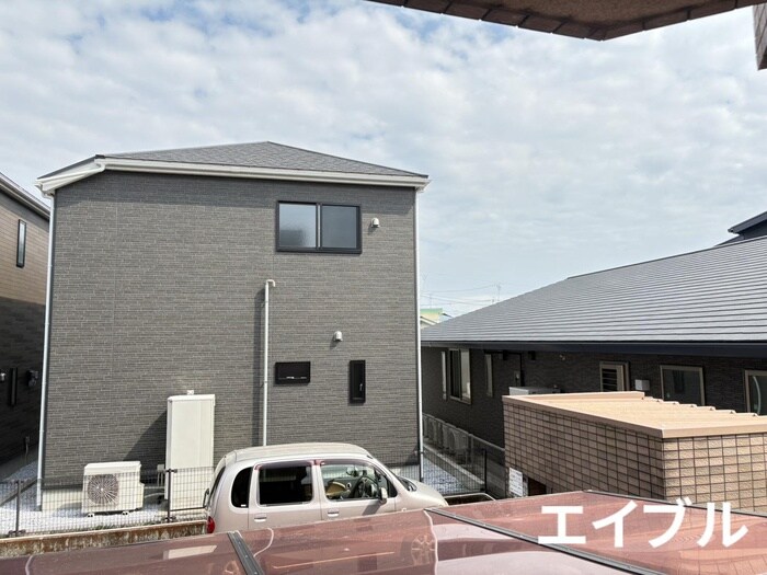 物件内観写真13　(室内からの展望)