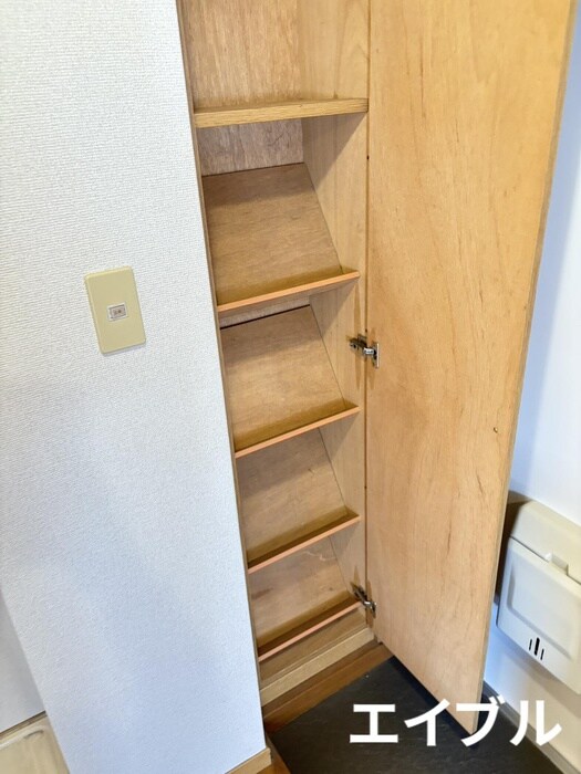 物件内観写真14　(靴箱)