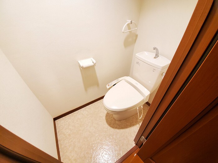 物件内観写真13　(トイレ)