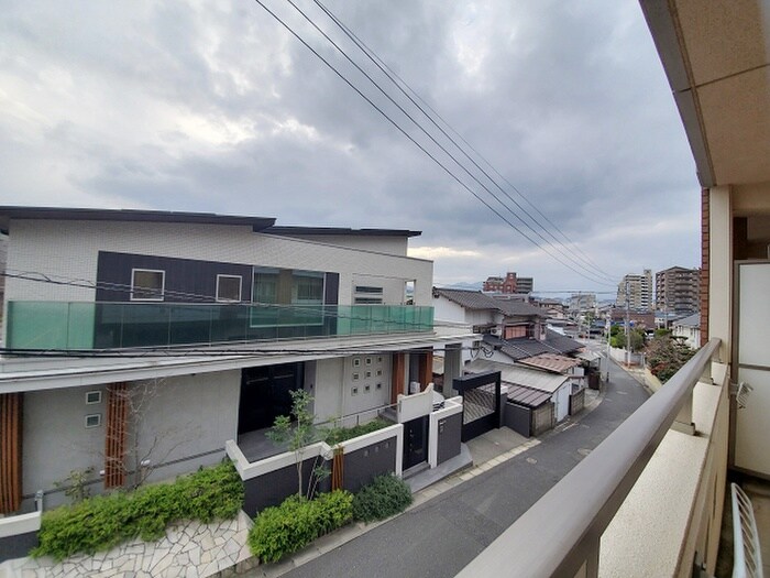 物件内観写真16　(室内からの展望)