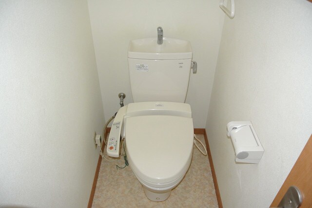 物件内観写真16　(トイレ)