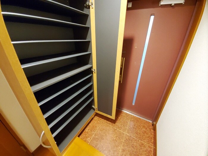 物件内観写真17　(靴箱)