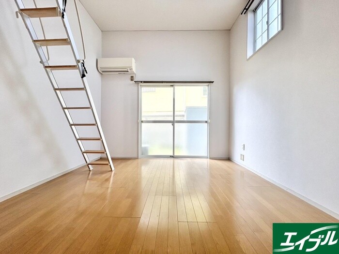 物件内観写真7　(居室)