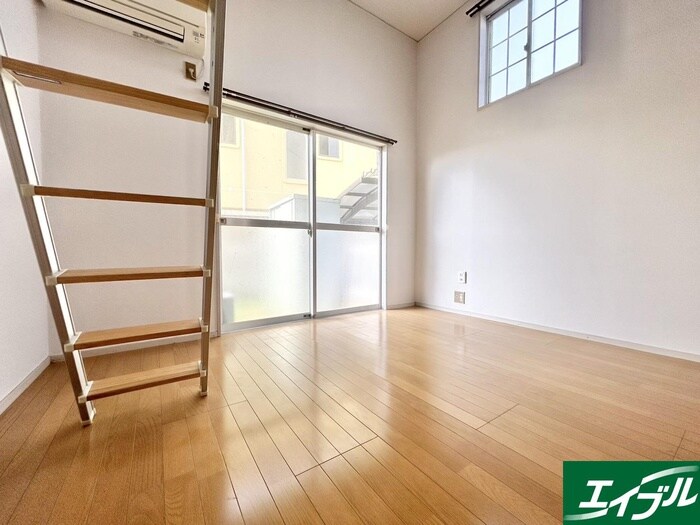 物件内観写真9　(居室)