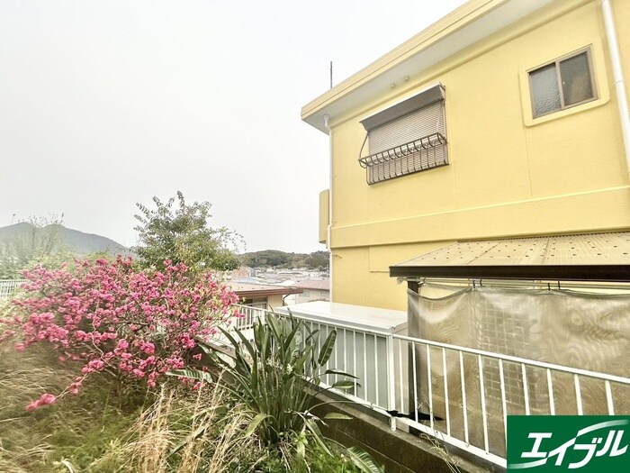 物件内観写真10　(室内からの展望)