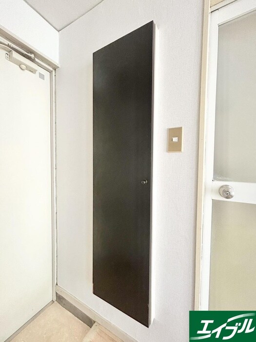 物件内観写真13　(靴箱)