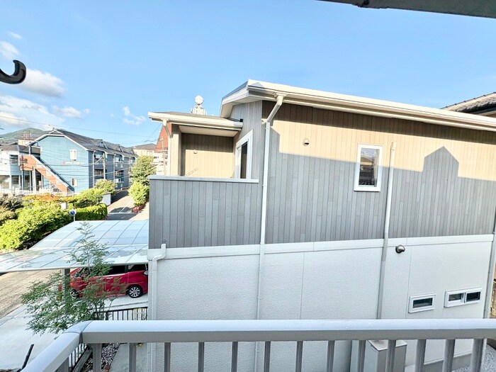 物件内観写真17　(室内からの展望)