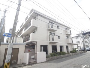 パークノヴァ春日原外観写真