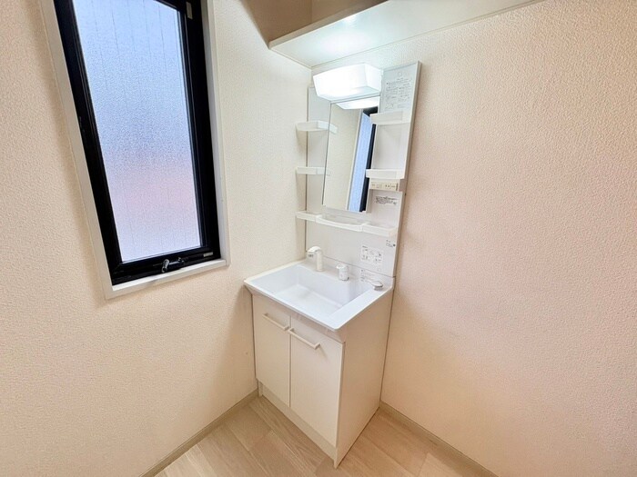 物件内観写真14　(洗面)