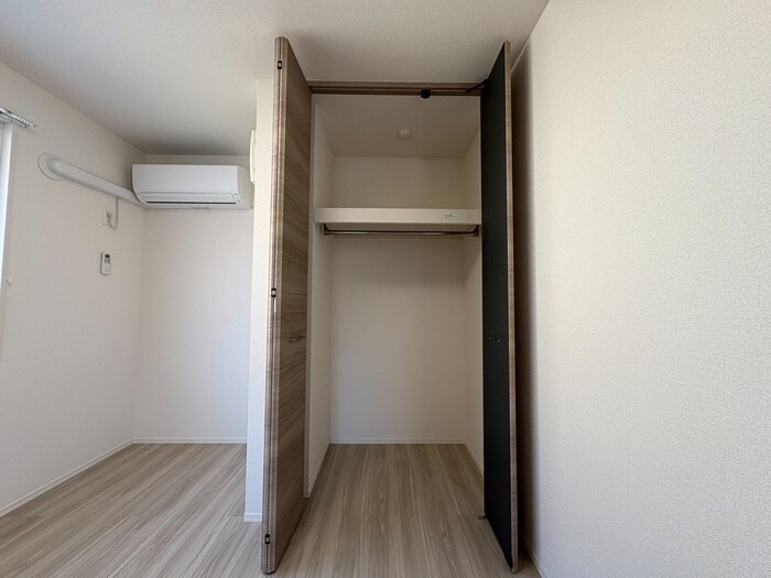 物件内観写真15　(収納)