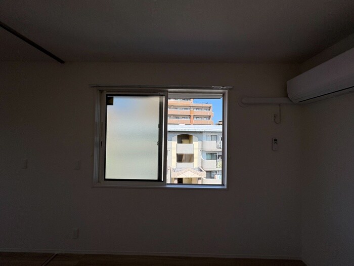 物件内観写真17　(室内からの展望)