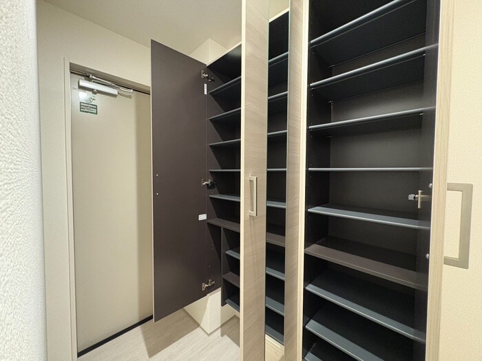 物件内観写真20　(靴箱)