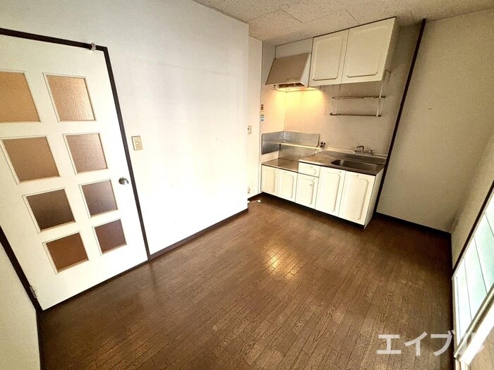 物件内観写真6　(居室)