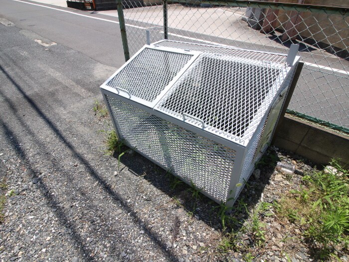 物件外観写真4　(建物設備)