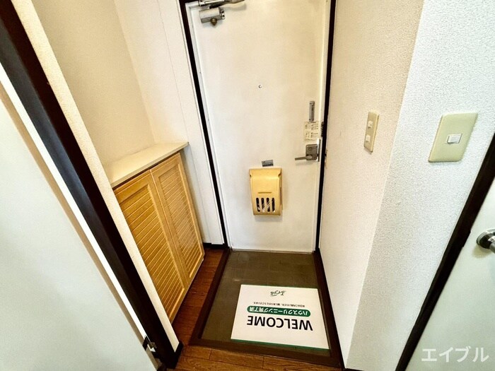 物件内観写真15　(玄関)