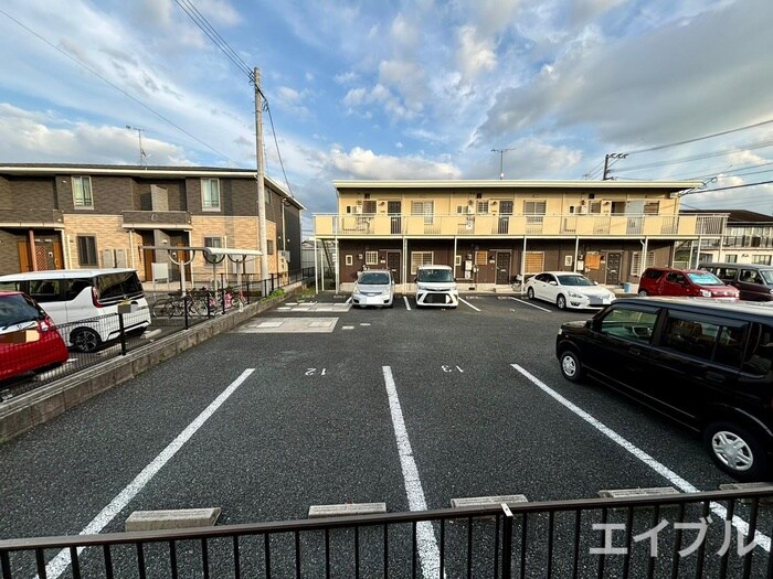 物件内観写真20　(室内からの展望)