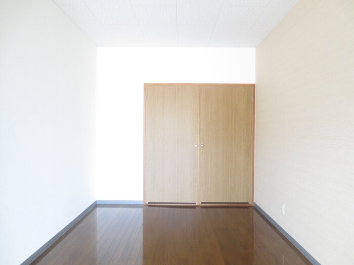 物件内観写真13　(居室)