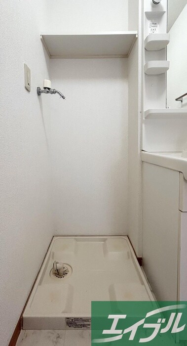 物件内観写真21　(洗濯機置場)