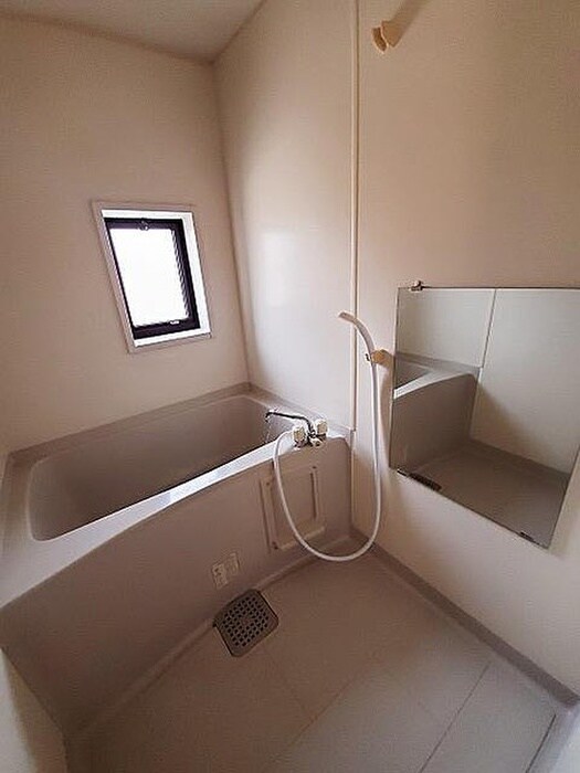 物件内観写真10　(バス／シャワールーム等)