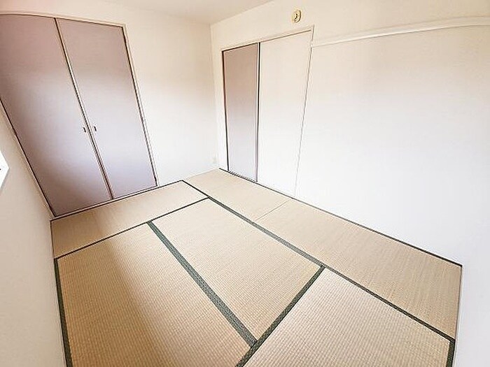 物件内観写真13　(居室)