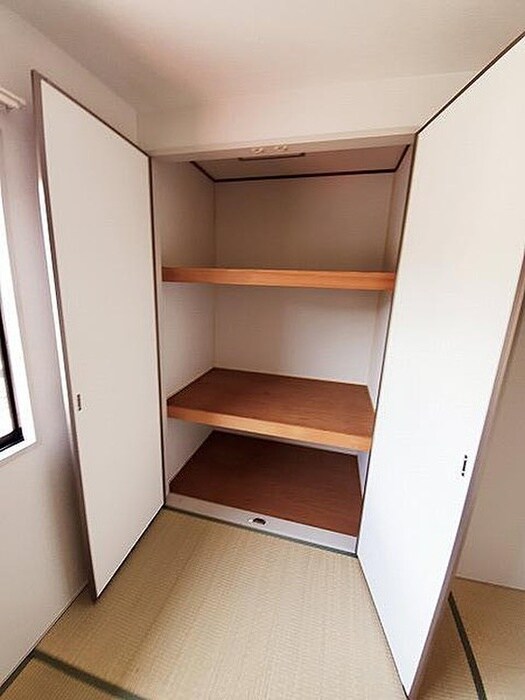 物件内観写真16　(収納)