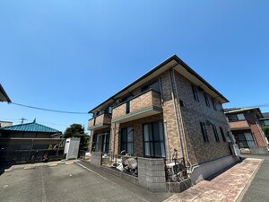 リビングタウン中曽根Ｂ棟外観写真