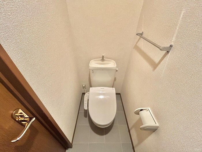 物件内観写真7　(トイレ)