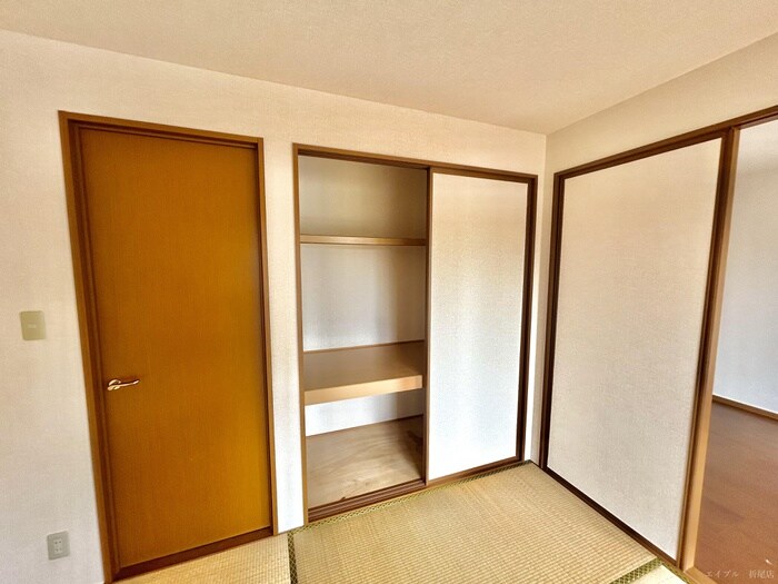 物件内観写真10　(収納)