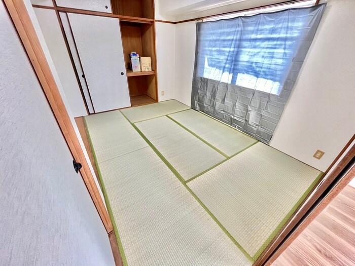 物件内観写真6　(居室)